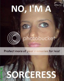 http://i811.photobucket.com/albums/zz36/xRGTMx/sorceress.png