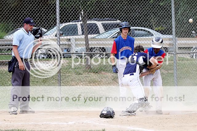 IMAGE: http://i811.photobucket.com/albums/zz39/caroltrentlerphotography/IMG_0350-web.jpg