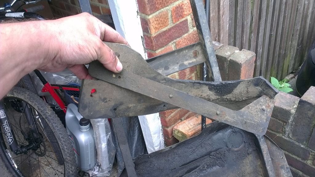 Image may have been reduced in size. Click image to view fullscreen.